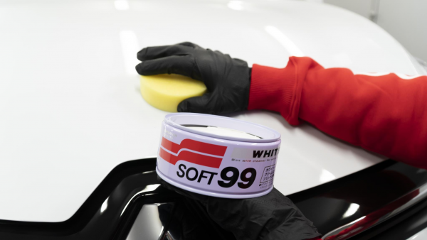 Soft99 White soft car wax